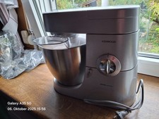 Küchenmaschine Kenwood KMM770x mit viel Zubehör, gebraucht