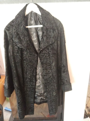 Schwarze pelzjacke kurzmantel - schwarze,