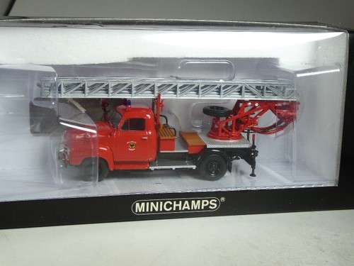 Minichamps - (ki-12-31),