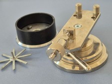 Schick Modelltisch Edelstahl für Fräßgerät mit magnetischer Sockelplatte –Dental