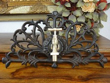 Garten Wasserhahn Jugendstil Antik Wandbrunnen Messing Eisenguss Floral Edel NEU