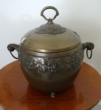 Alter Bowletopf mit Deckel  Dekor Weintrauben Messing 20er/30er