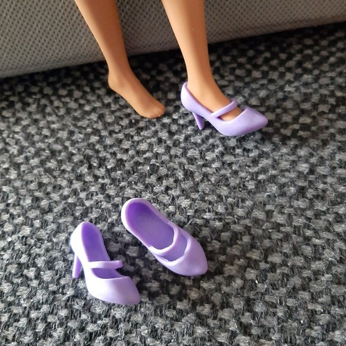 Barbie curvy pumps farbe - barbie, pumps,