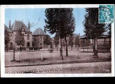 QUIEVRECHAIN (59) MUSIKKIOSK & ANIMIERTE VILLEN 1953