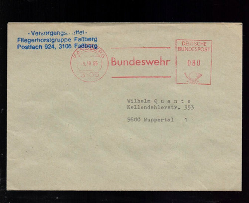 Leeres briefkuvert mit stempel - leeres,