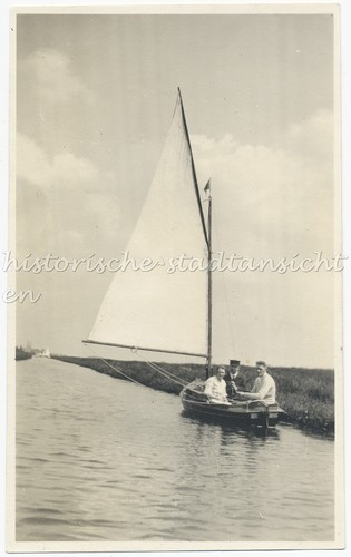 Segelboot jolle auf kanal - jolle,