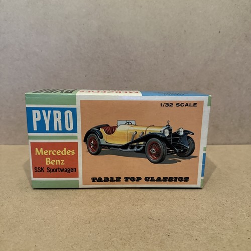 Pyro mercedes benz - 1/32,
