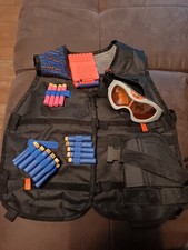 Zubehör für Nerf - Schutzbrille - Magazin - Patronen - Weste