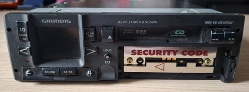 Autoradio von grundig - von, zu