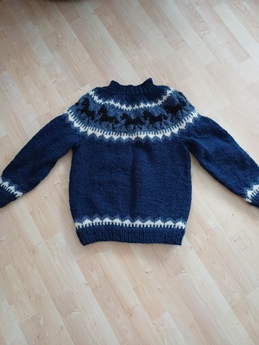 Islandpullover mit pferdemotiv - islandpullover,