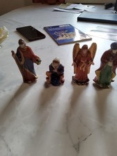 10 tlg. Krippenszene mit Porzellan-Figuren Im  guten Zustand