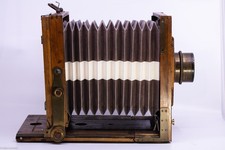 13x18 wooden camera from unis France with EARLY brass OIP lens 210mm  l12