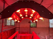 Neuwertiges Pferdesolarium