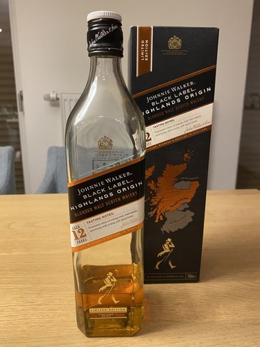 Johnnie walker black - johnnie,