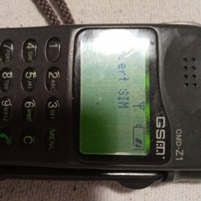 Sony CMD Z1 Handy Mobiltelefon + Ladegrät Mobile Phone + Charger Vintage