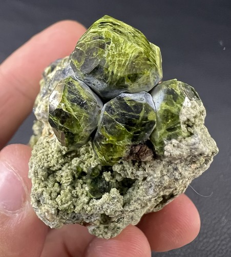 Granat demantoid aus - granat, kirman
