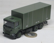 Herpa 747226  Scania XT17 Koffer-LKW 3achs "Schwedische Armee"