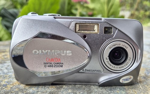 Olympus camera 460 zoom - 460,