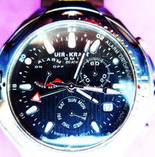 interess. HERREN ARMBANDUHR, "UHR-Kraft"- Quartz, viele Funktionen-neue Batterie