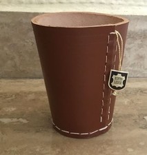 Würfelbecher Knobelbecher