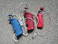 2 Carrera Drücker / Geschwindigkeitsregler und 1 Drücker ??