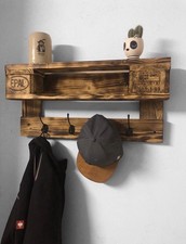 Europaletten Garderobe aus