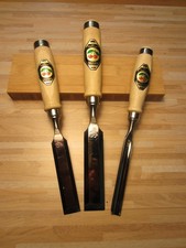 2 Stechbeitel und 1 Hohlbeitel
