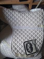 Weiße Satteldecke Dressur Gepolstert Neu Esladron