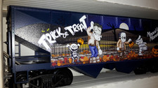 PIKO 38927 G Schüttgutwagen Halloween, für Gartenbahn "Moonlit Monsters"
