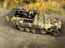 1:72 Sd.kfz. 251/2 Ausf. D und Besatzung von PSC, gebaut, gebrusht, gealtert