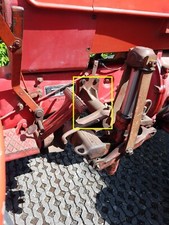 Haltebock für (hydr.) Mähwerk PORSCHE-Trecker