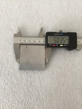 10 St. Edelstahlbleche 50x50x4mm V2A Zuschnitt mit Laseranschnitt von ca. 4mm.