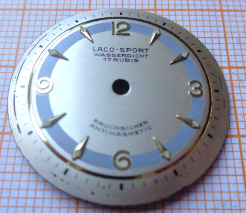 älteres gebrauchtes - Älteres,