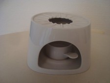 KPM Urbino Stövchen Trude Petri  weiß sehr guter Zustand