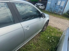 Tür vorne rechts VW Golf 5 V Kombi Farbcode LA7W Grau Reflexsilber Metallic