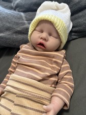 Vollsilikon Reborn Baby by