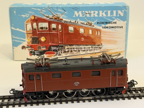 Märklin 3030 lok da 884 - 3030,