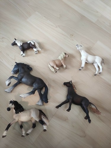 Schleich 6 verschiedene - **,
