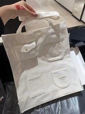 100% Neue Chanel Makeup Tasche