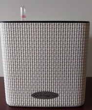 LECHUZA CUBE Color 14 Kräuter/ Blumentopf mit Stick-Bewässerungssystem - Weiß