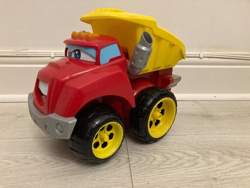 Hasbro tonka chuck - chuck, friends