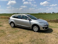 Renault Megane 3 Grandtour 1,5 dci Kombi Diesel Anhängerkupplung 2. Hand Rentner
