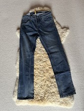 Blaue Herrenjeans, TomTompson