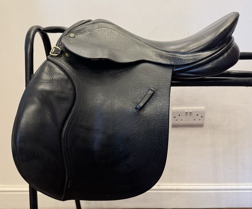 Cliff barnsby pony - 15,