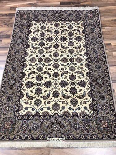 Isfahan 115 x - |, 167