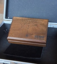 Streng limitiertes zippo - streng,