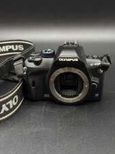Olympus E-450 / DSLR / 10MP /
