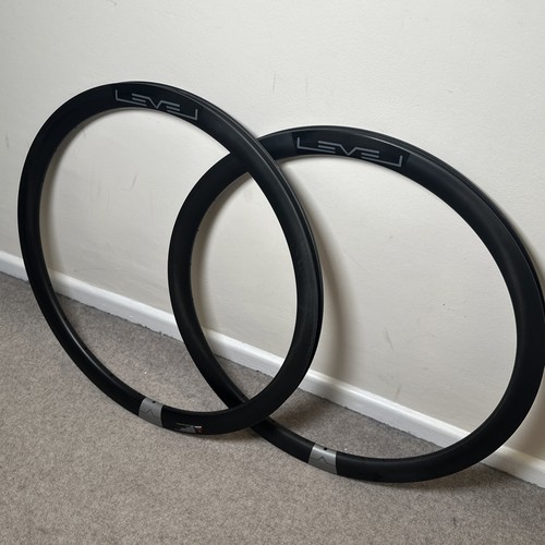 Level carbon deep aero - level,