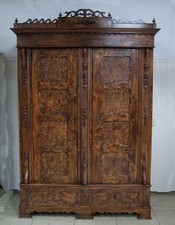 Antiker, großer Dielenschrank Ulme, Biedermeier um 1850, original, unrestauriert