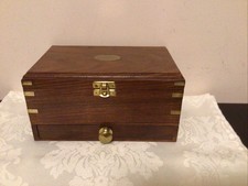 Schmuckschatulle Schatulle Holz und Messing gold 22x12x14cm Schmuckkästchen